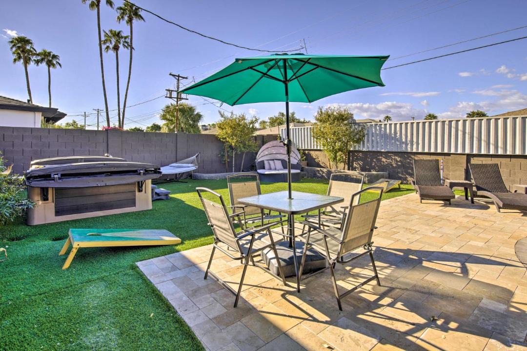 Photo of Patio Balcony in Village Grove