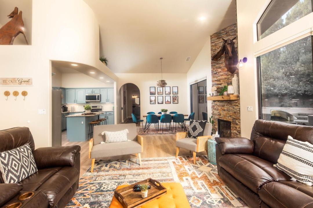 Photo of Livingroom in West Sedona