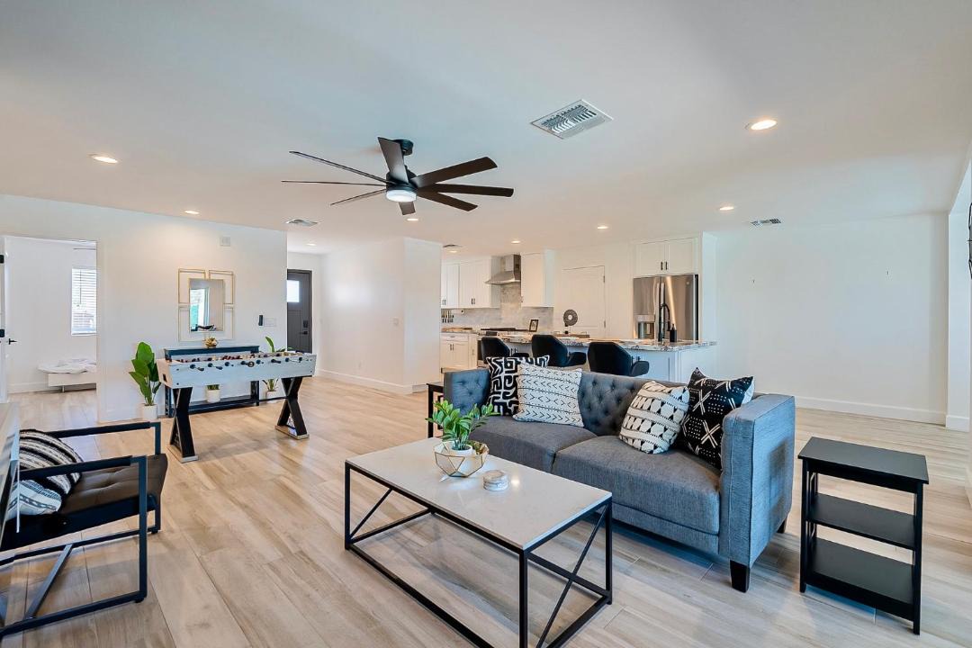 Photo of Livingroom in South Scottsdale
