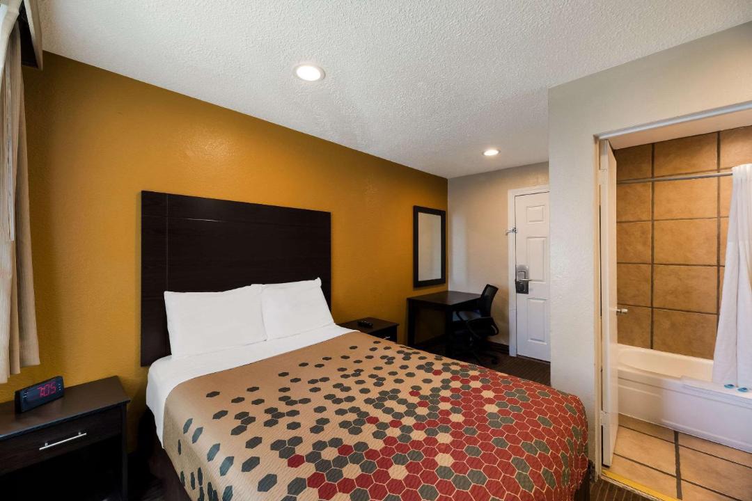 Photo of Bedroom in Downtown Flagstaff