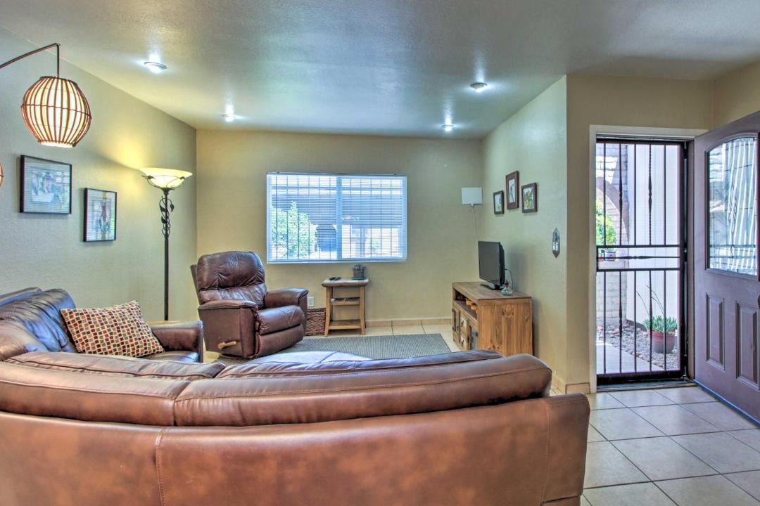 Photo of Livingroom in Westside Development