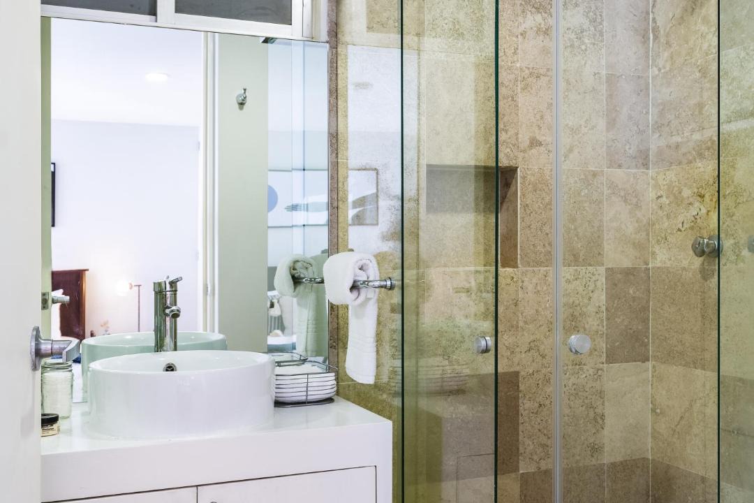 Photo of Bathroom in Hipodromo
