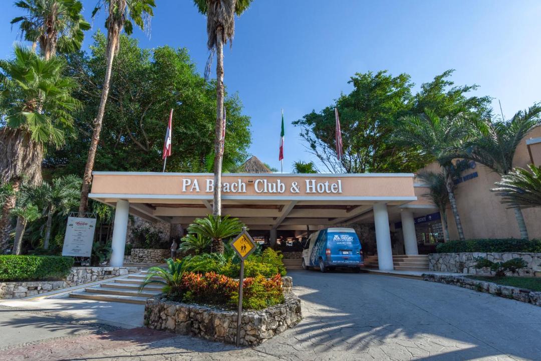 Photo of Others in Puerto Aventuras
