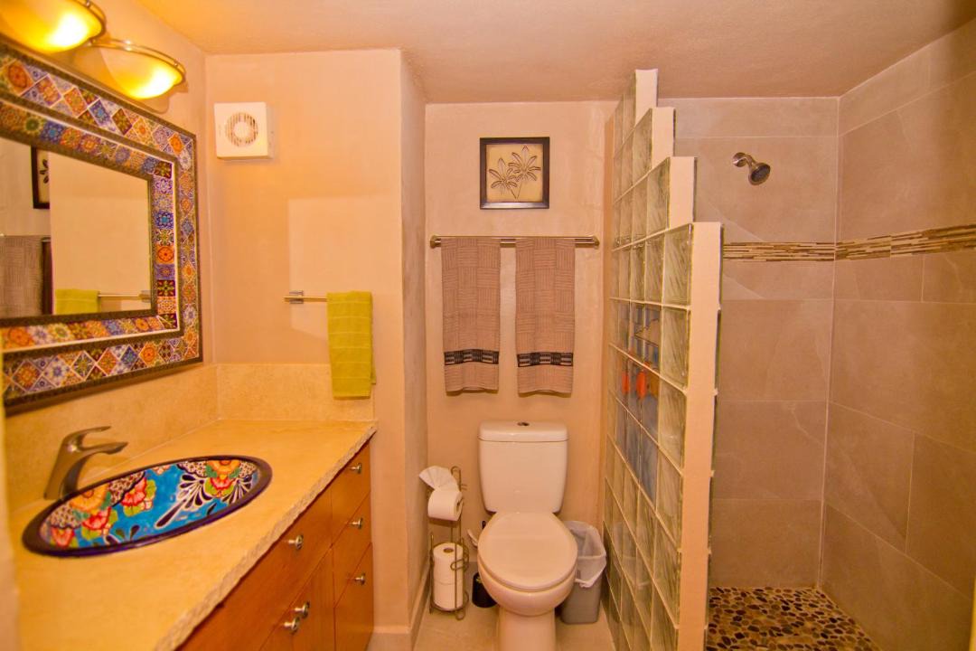 Photo of Bathroom in Marina Real