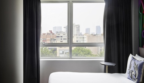 Superior Room, 2 Double Beds (Skyline)
