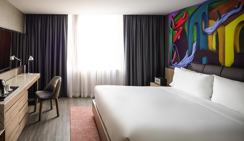 Standard Room, 1 King Bed