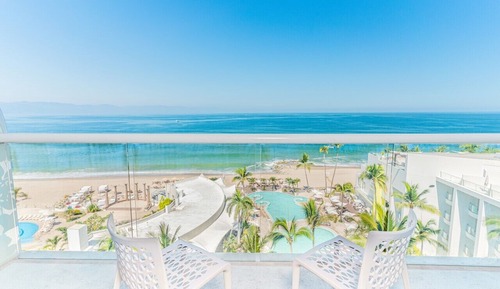Deluxe Ocean View King