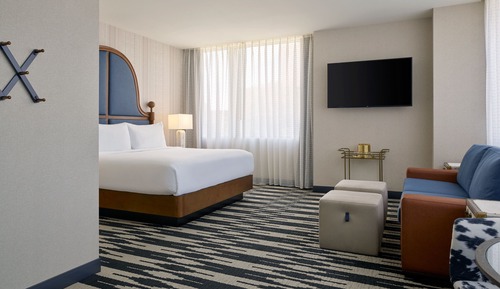 Executive Room, 1 King Bed with Sofa bed, Corner