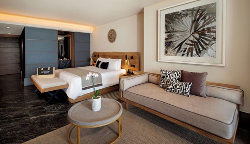 Signature Suite Ocean Front