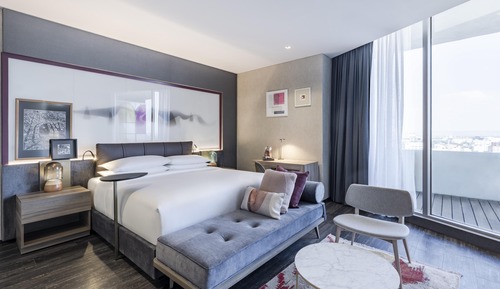 Room, 1 King Bed (High Floor)