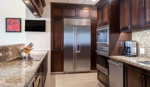 Signature Suite, 3 Bedrooms, Beachfront
