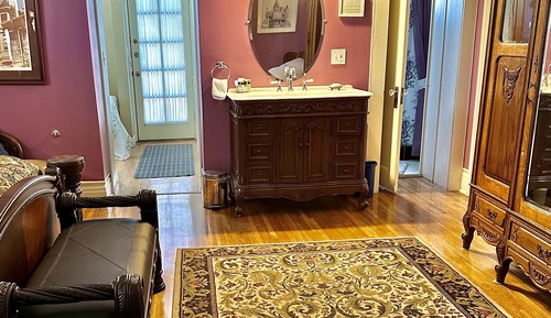 Luxury Suite, 2 Bedrooms (Sydney Marie)