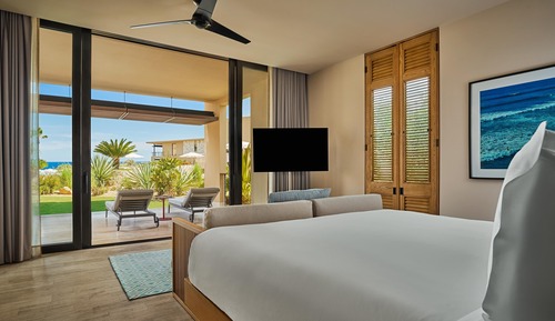 Deluxe Suite, 1 King Bed with Sofa bed, Ocean View
