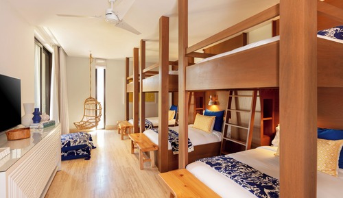 Room, Multiple Beds (View)
