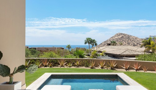 Coastal View Three Bedroom Residence with Pool - Two Kings and Bunks