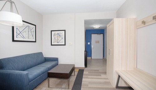 Suite, 1 King Bed