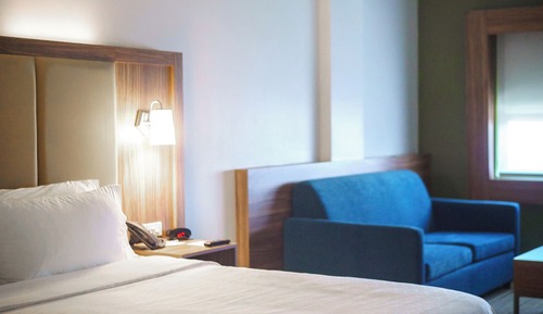Suite, 1 King Bed