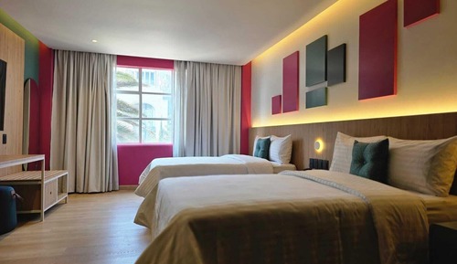 Deluxe Room with Monument View