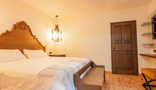 Junior Room