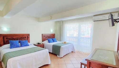 Standard Room, 2 Double Beds