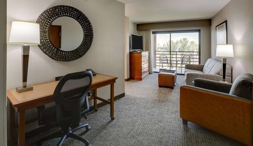 Suite, 1 King Bed with Sofa bed, Hearing Accessible, Terrace (Sofa Sleeper, Roll-in, 2 Rooms)
