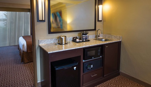Suite, 1 King Bed with Sofa bed, Poolside (2 Room)