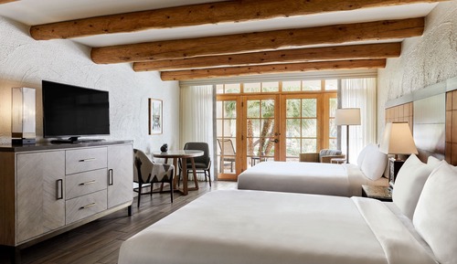 Signature Room, 2 Queen Beds