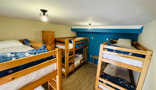 Basic Shared Dormitory, Men only