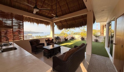 Panoramic Loft, 1 Bedroom, Pets Allowed, Sea View