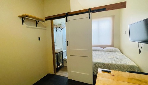 Studio, 1 Double Bed, Non Smoking, Private Bathroom (D)