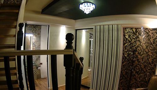 Deluxe Studio