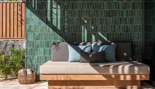 Beach Front King Penthouse with Sofa Bed