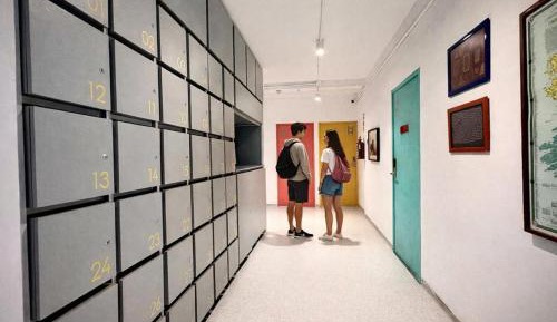 Bunk Bed in Male Dormitory Room 