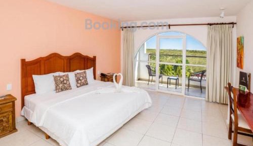 Junior Suite with Balcony