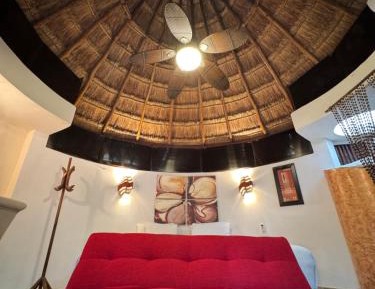 King Suite Roja