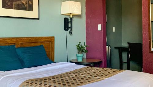 Queen Room
