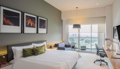 Studio King Suite with View and Balcony