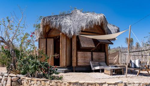 Deluxe Double Room with Balcony and Sea View