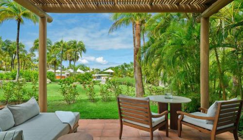 Junior Suite Garden View, Junior Suite, 1 King, Garden view