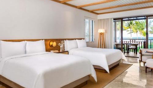 Beach Front Casita with Two Queen Beds and Private stairway to the beach - Butler Service