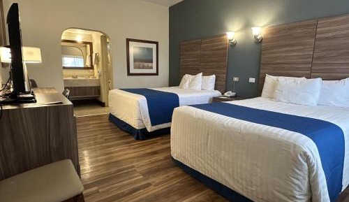 Double Room with Two Double Beds - Non-Smoking