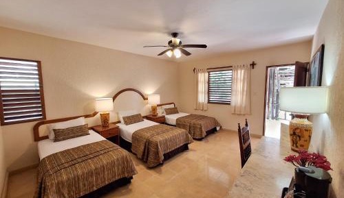 Triple Room