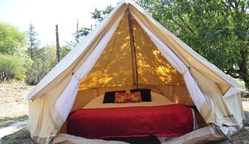 Queen Room with Shared Bathroom