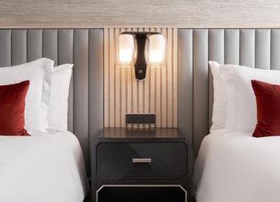 Standard 2 Queen Bed Room