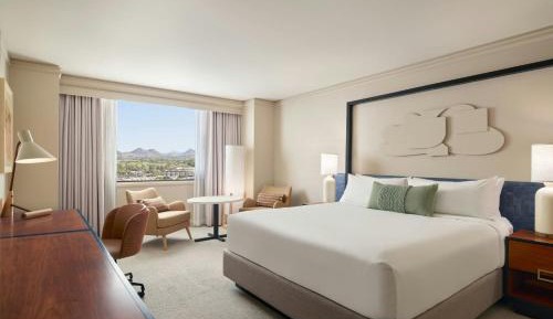 Summit View King Room with Mountain View