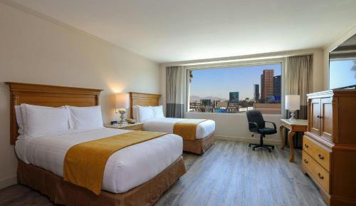 Club Room City View, 2 Double Beds