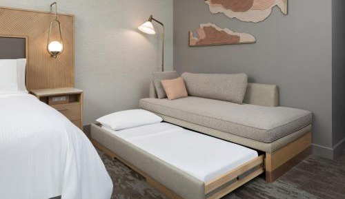 Fire Pit, Guest room, 1 King