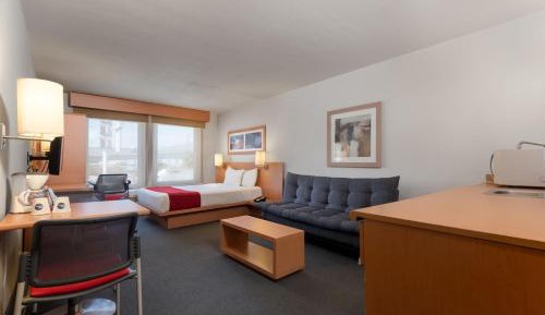 Queen Suite with Sofa Bed