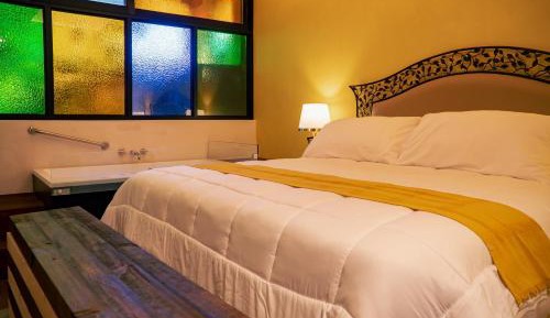 King Suite with Spa Bath