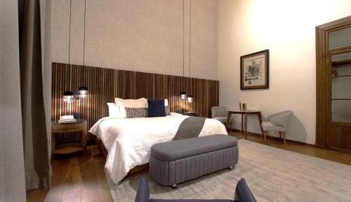 Presidential Suite